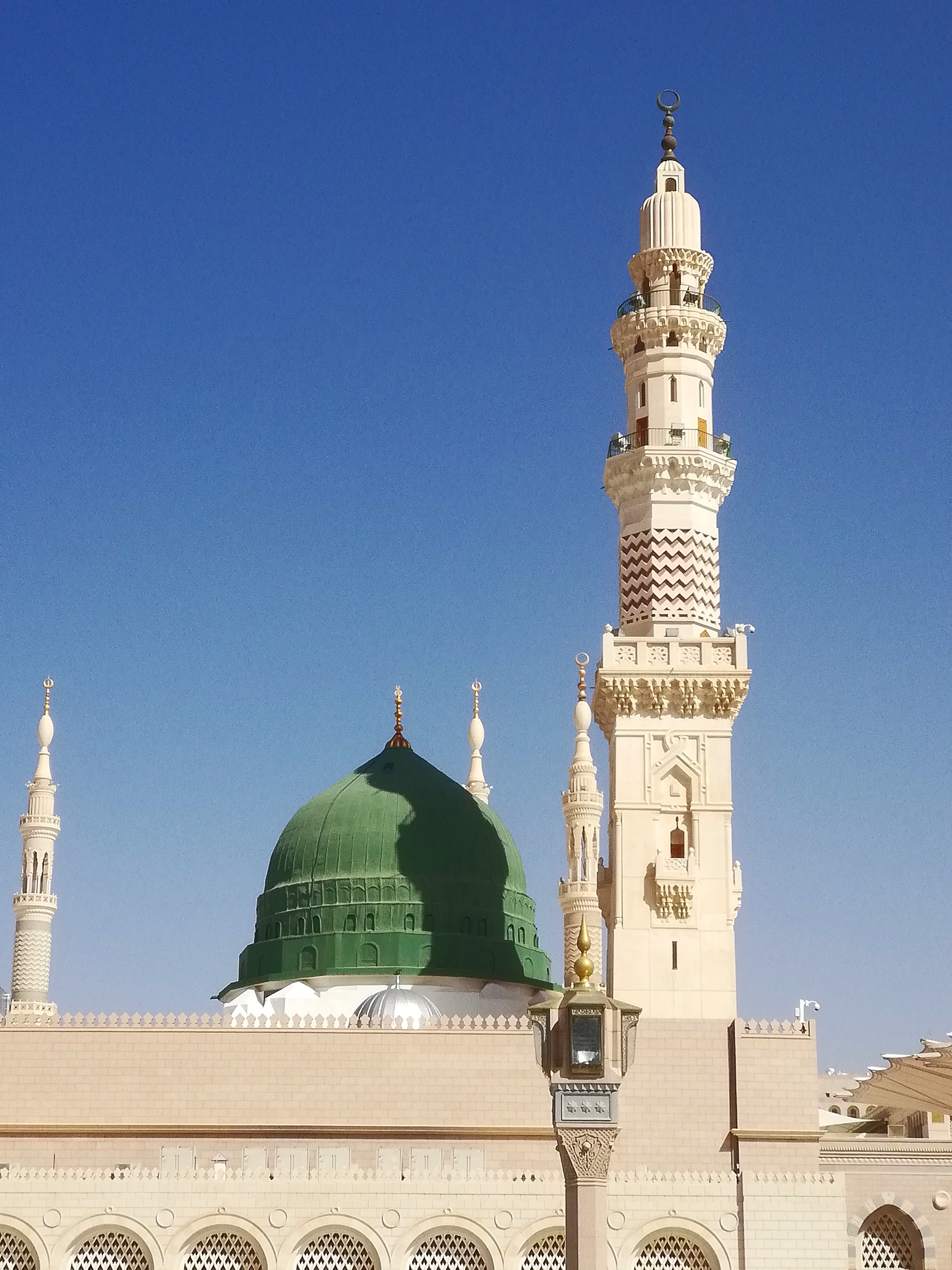 Give Hadya in Madina